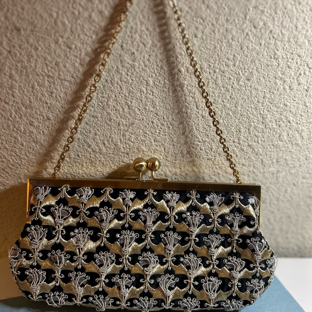 Elegant Black and Gold Embroidered Clutch